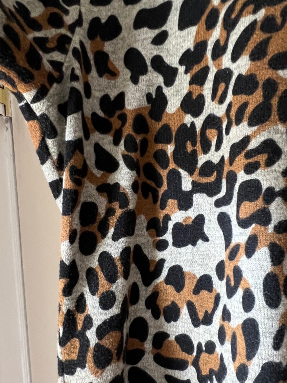 Voodoo Vixen Leopard Print Top Von Teese Curve Ruched Shoulder & Front Bodice L - Picture 9 of 9